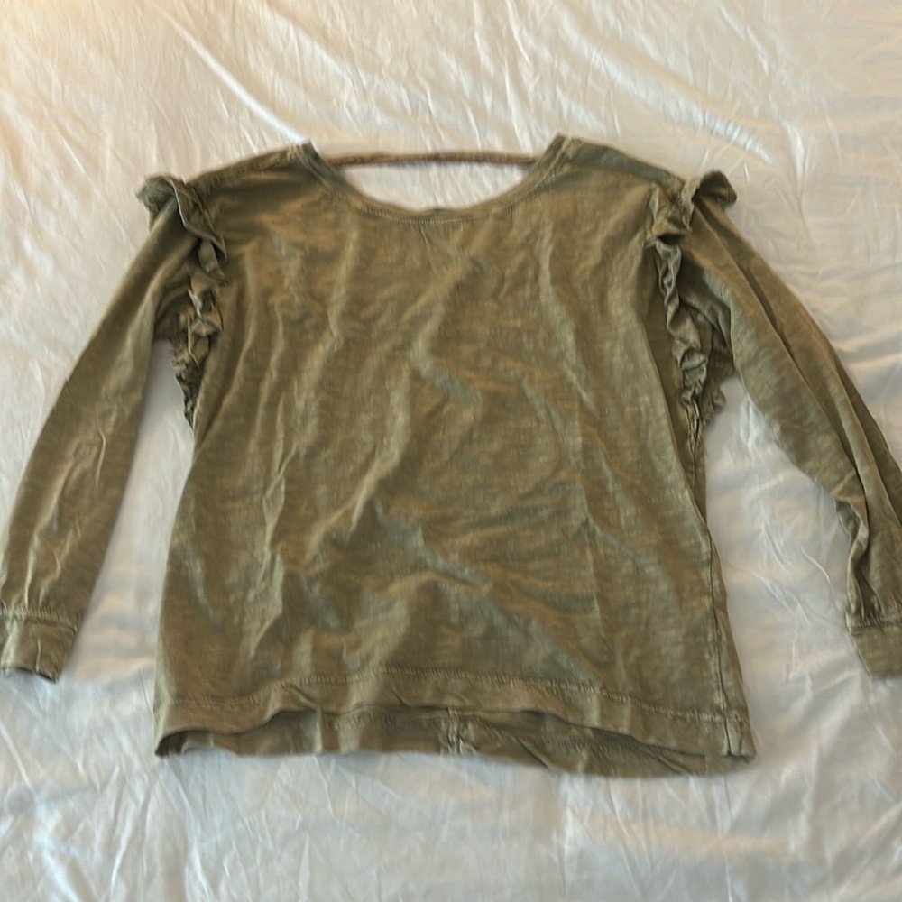 Distressed flutter shoulder pilcro t shirt